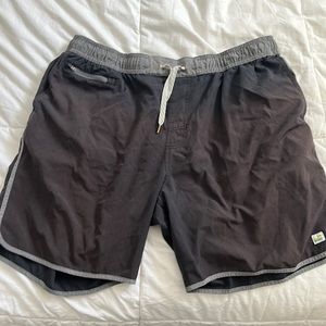 Vuori Banks XXL SHORTS